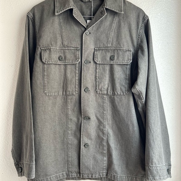 NWT UNIQLO | Unisex Gray Denim Jacket - Picture 5 of 8